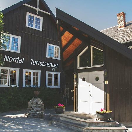 Nordal Turistsenter Hotel Lom Ngoại thất bức ảnh