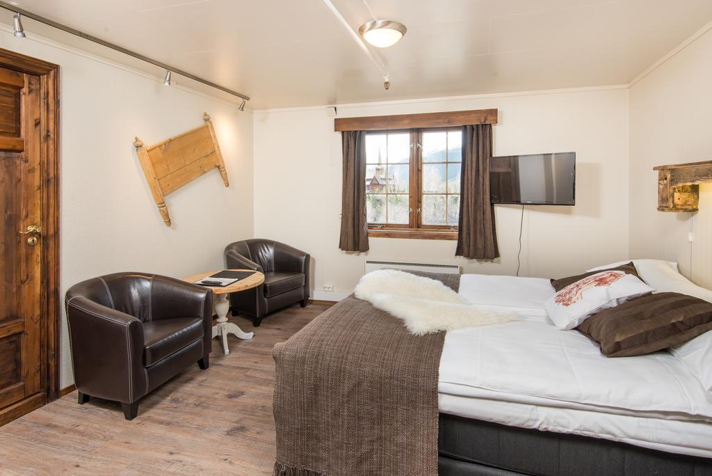 Nordal Turistsenter Hotel Lom Ngoại thất bức ảnh