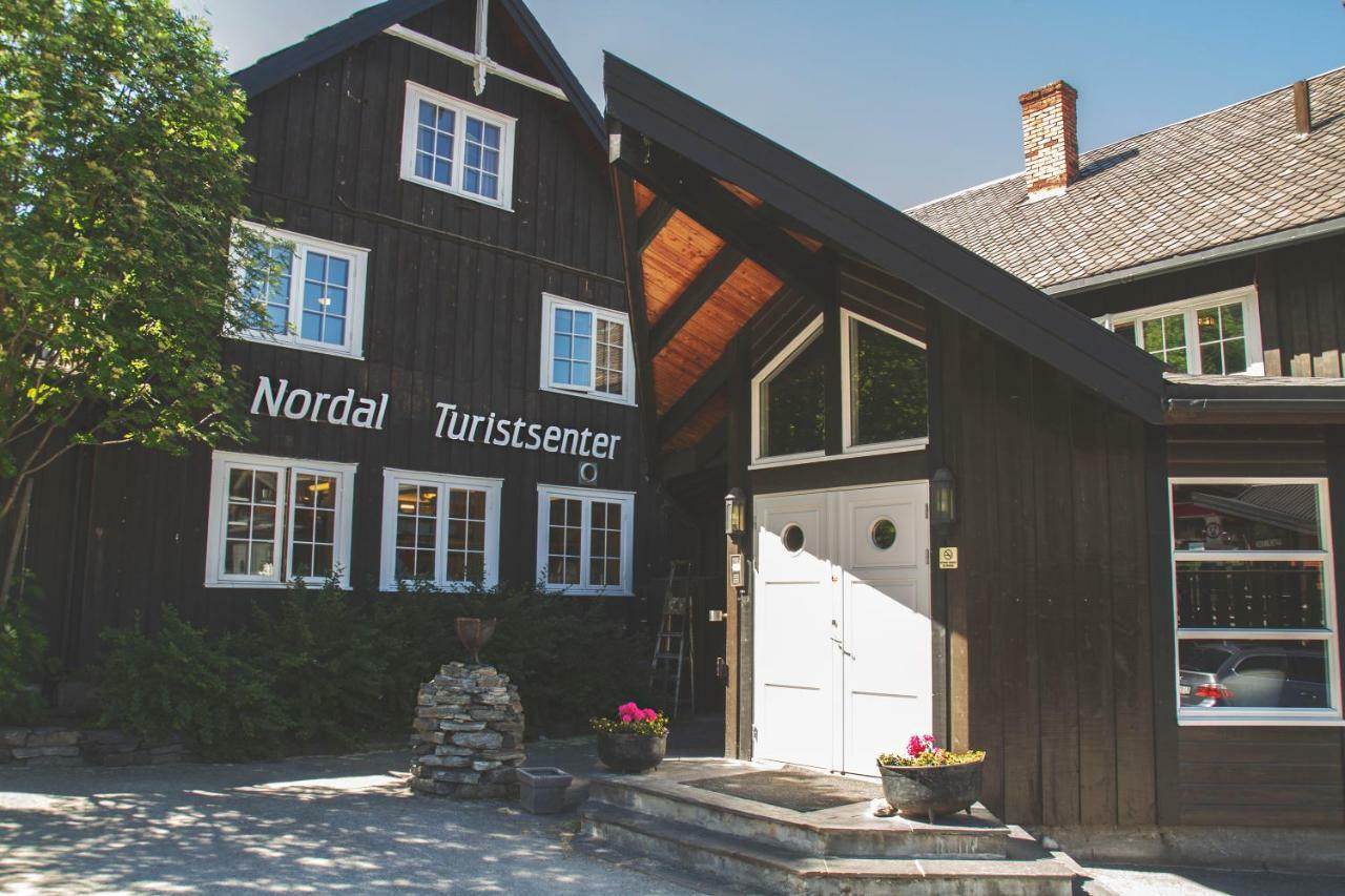 Nordal Turistsenter Hotel Lom Ngoại thất bức ảnh